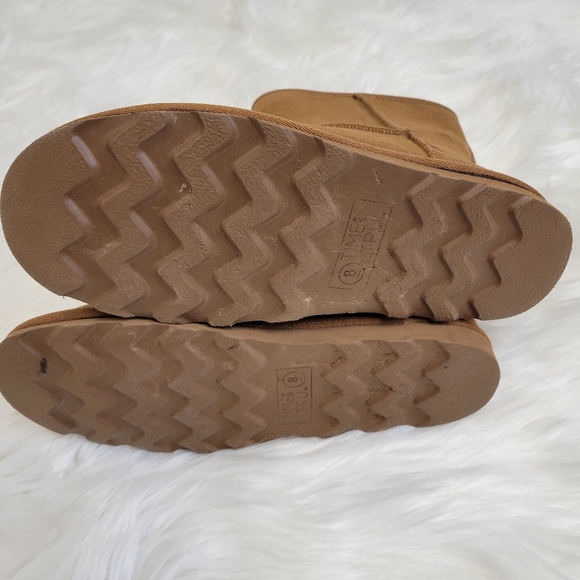 CLEARANCE Time and Tru fur suede snow boots - Picture 6 of 6